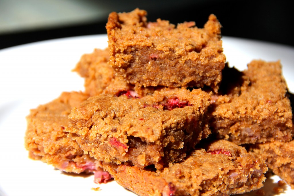 Peanut Butter & Strawberry Blondies