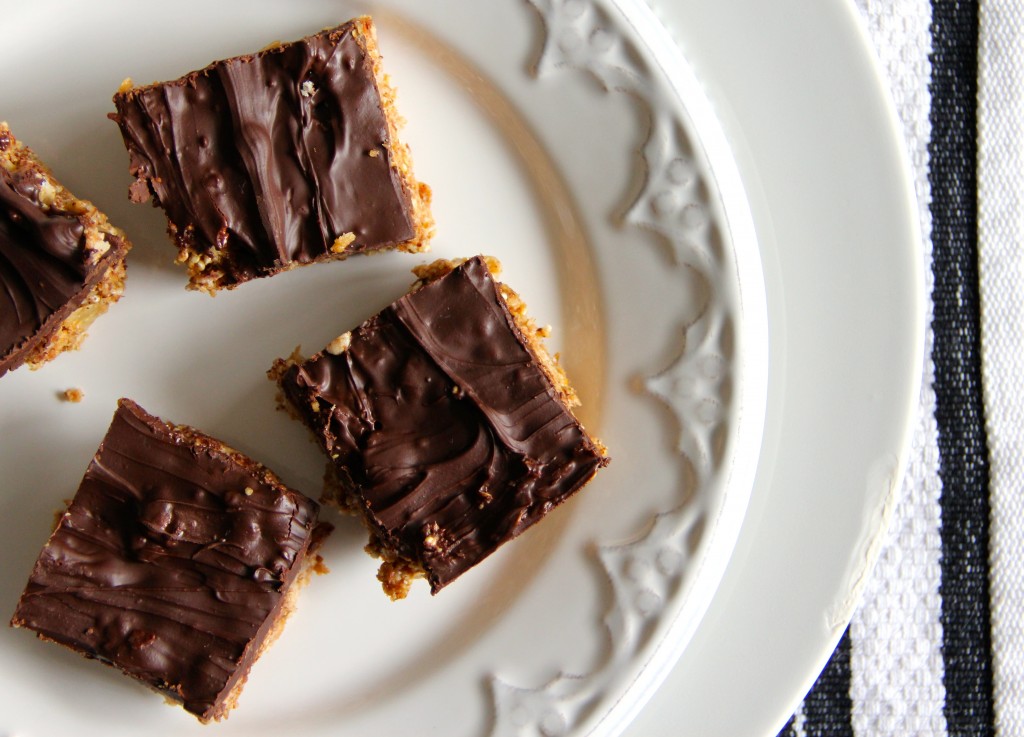 Chocolate Quinoa Energy Bars